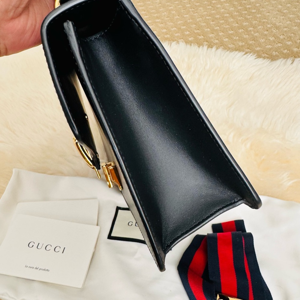 Gucci Sylvie Bag - Picture 8 of 13